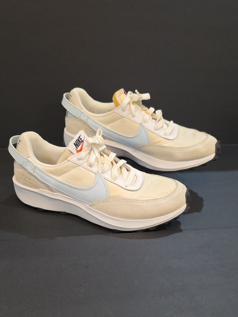 Nike Waffle Debut Women's Cream and Light Blue Low-Top Sneakers Size 8.5
